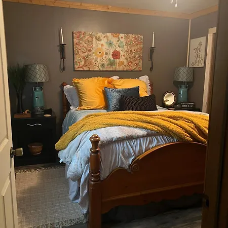 Country Cottage Love Nest Lake Cumberland